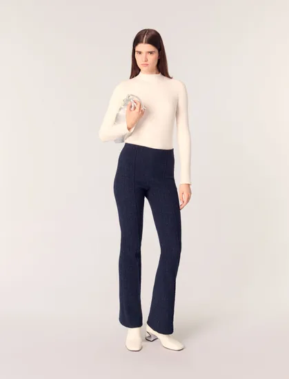 Quần tweed nhũ dáng ôm ống loe T36