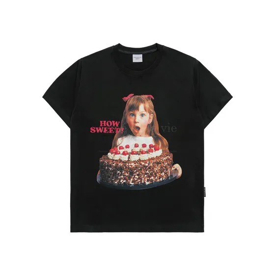 &Aacute;o Thun ADLV Baby Face Chocolate Cake Girl Lettering Đen