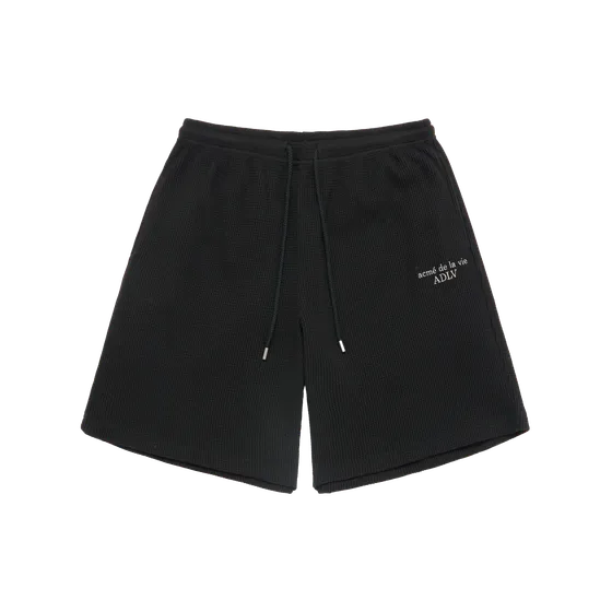 Quần Short Embo Logo Waffle Đen