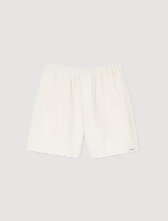 Quần short bermuda S Trắng ngà