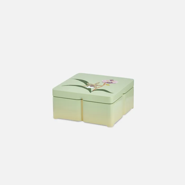 Bellus square jewelry box