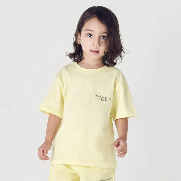 [KIDS] Áo Thun Basic Logo Vàng Nhạt