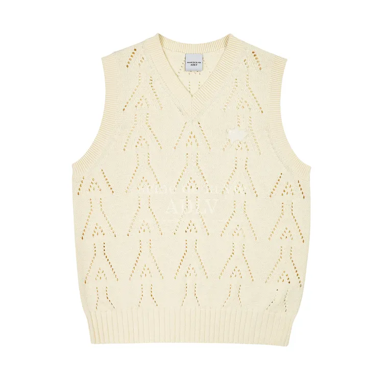 Áo Vest Len Logo Punching Kem