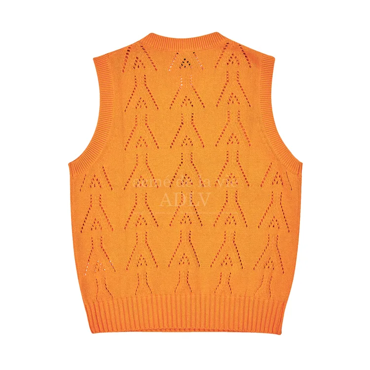Áo Vest Len Logo Punching Cam