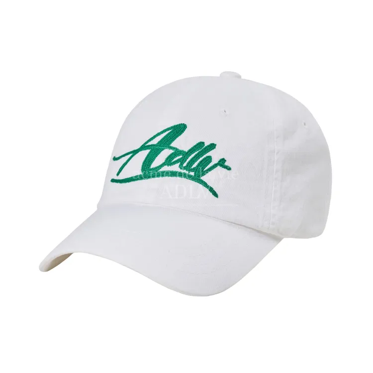 Mũ Bóng Chày Thêu Script Logo Chain Trắng