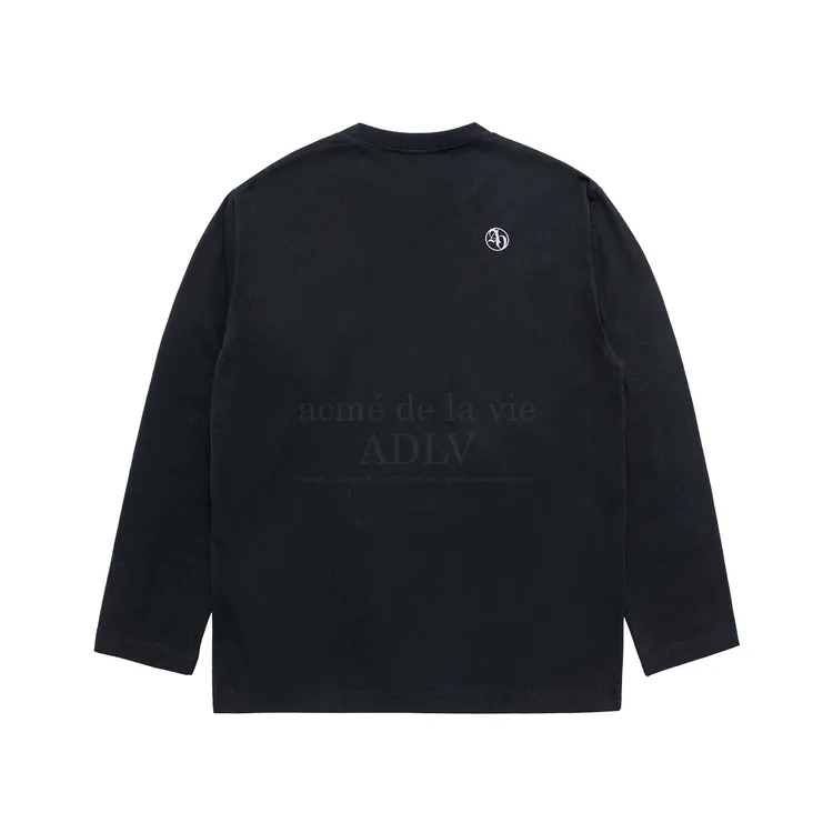Áo Thun Dài Tay Basic Logo Needlework Đen