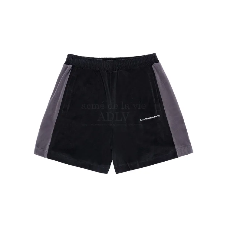 Quần Short Logo Needlework Velour Đen