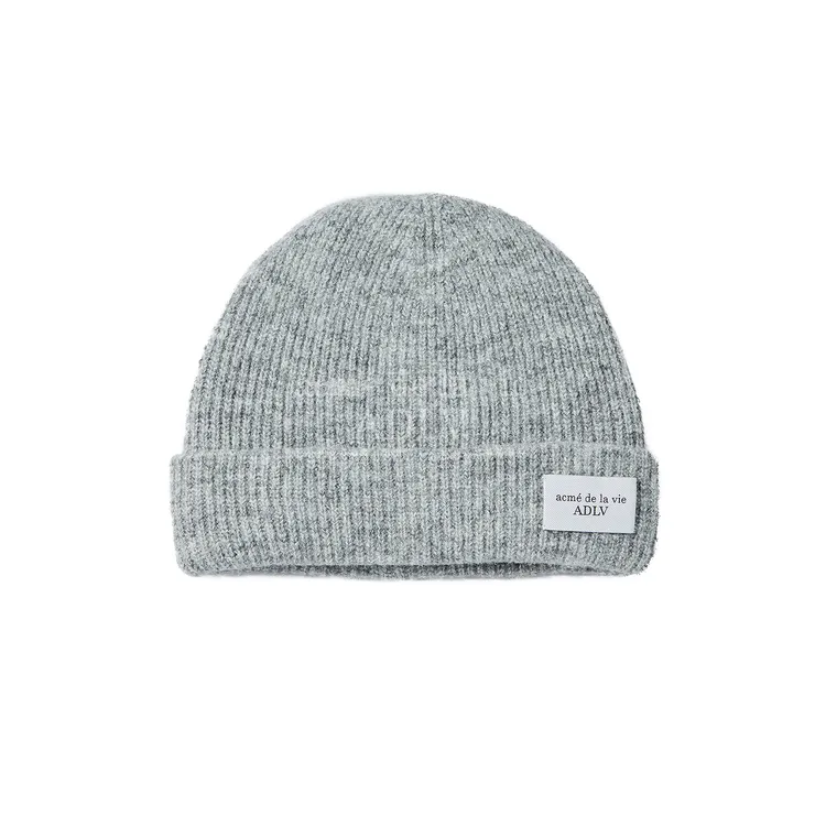 Mũ Beanie Basic Logo Label Point Muối Tiêu