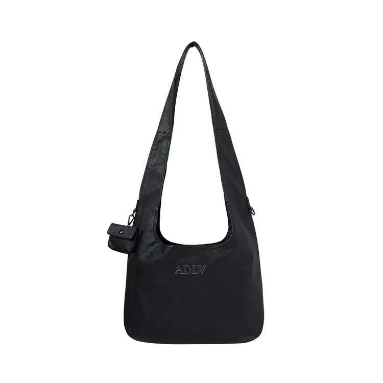 Túi Đeo Vai Vegan Leather Stick Logo Point Đen