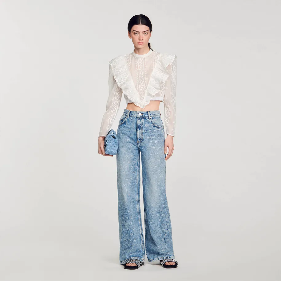 Quần jeans ống rộng in trái tim