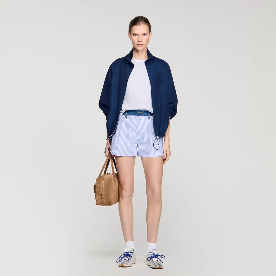 Quần short kẻ sọc chi tiết denim