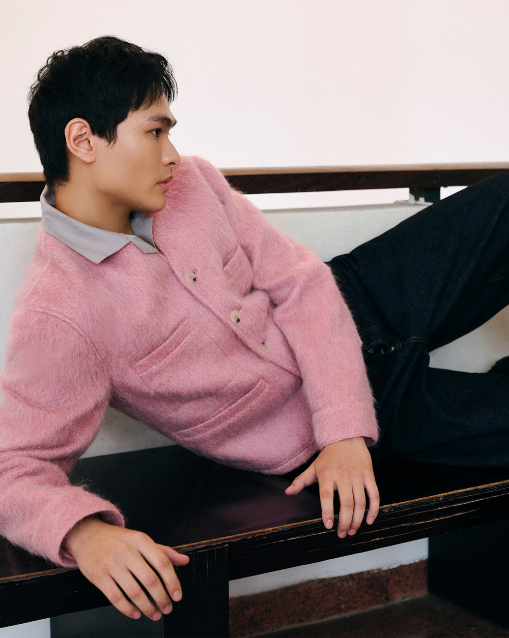 CHẠM MÙA LẠNH CÙNG FRONT ROW: MẢNH GHÉP TINH TẾ CHO TỦ ĐỒ ĐÔNG SÀNH ĐIỆU