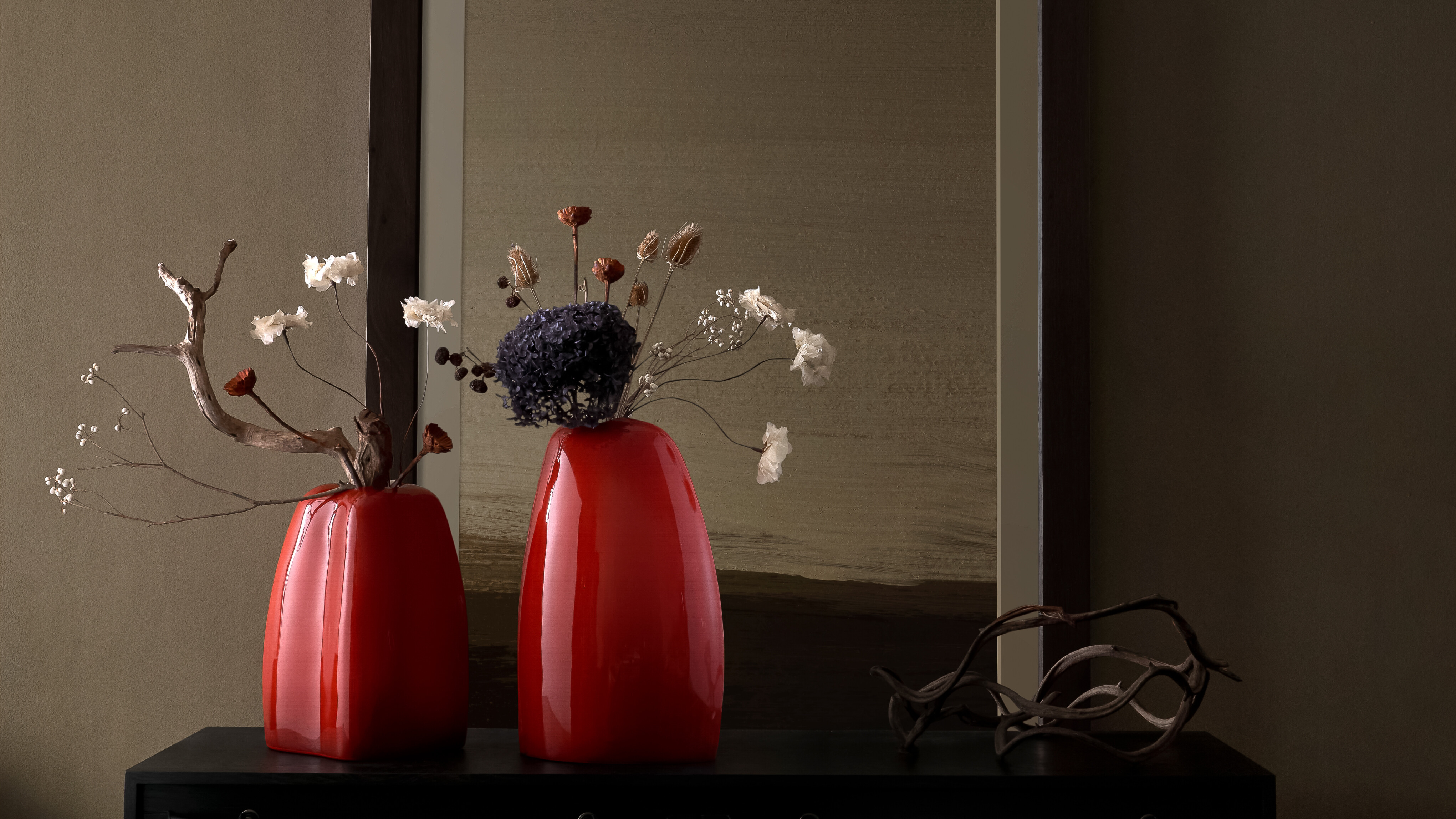 HANOIA PRAISES THE ART OF LACQUER IN PARIS