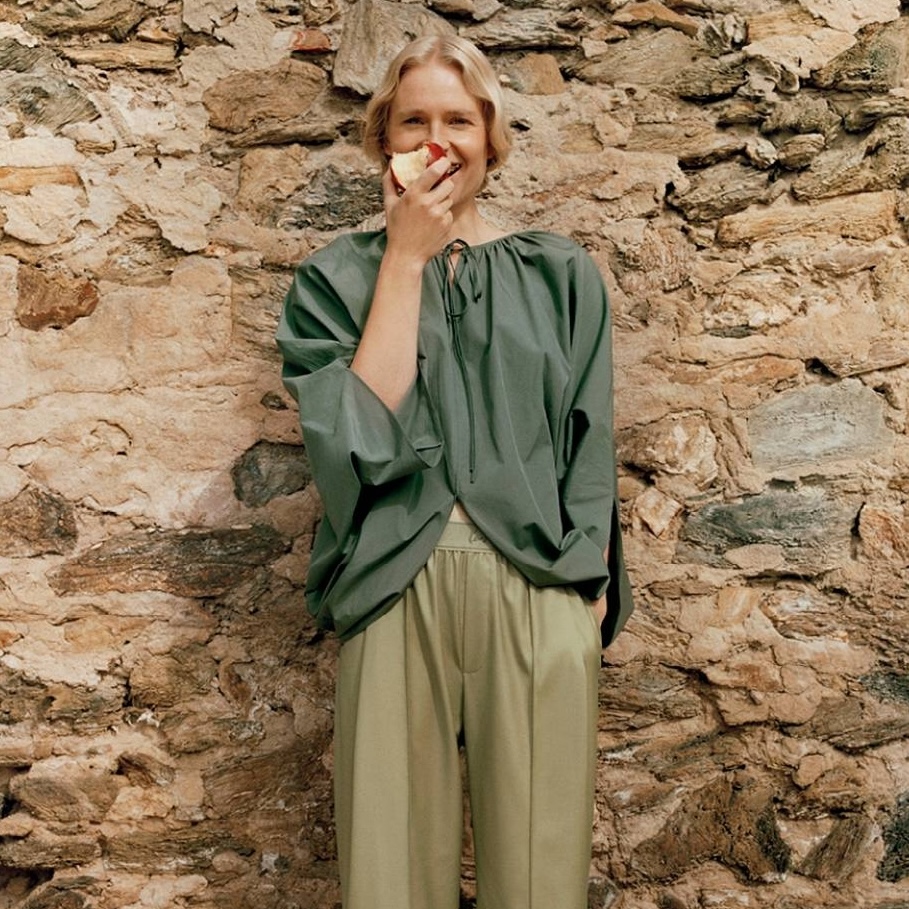 04_BLOC_WOMEN_SOFT_TAILORING_MOB.jpg
