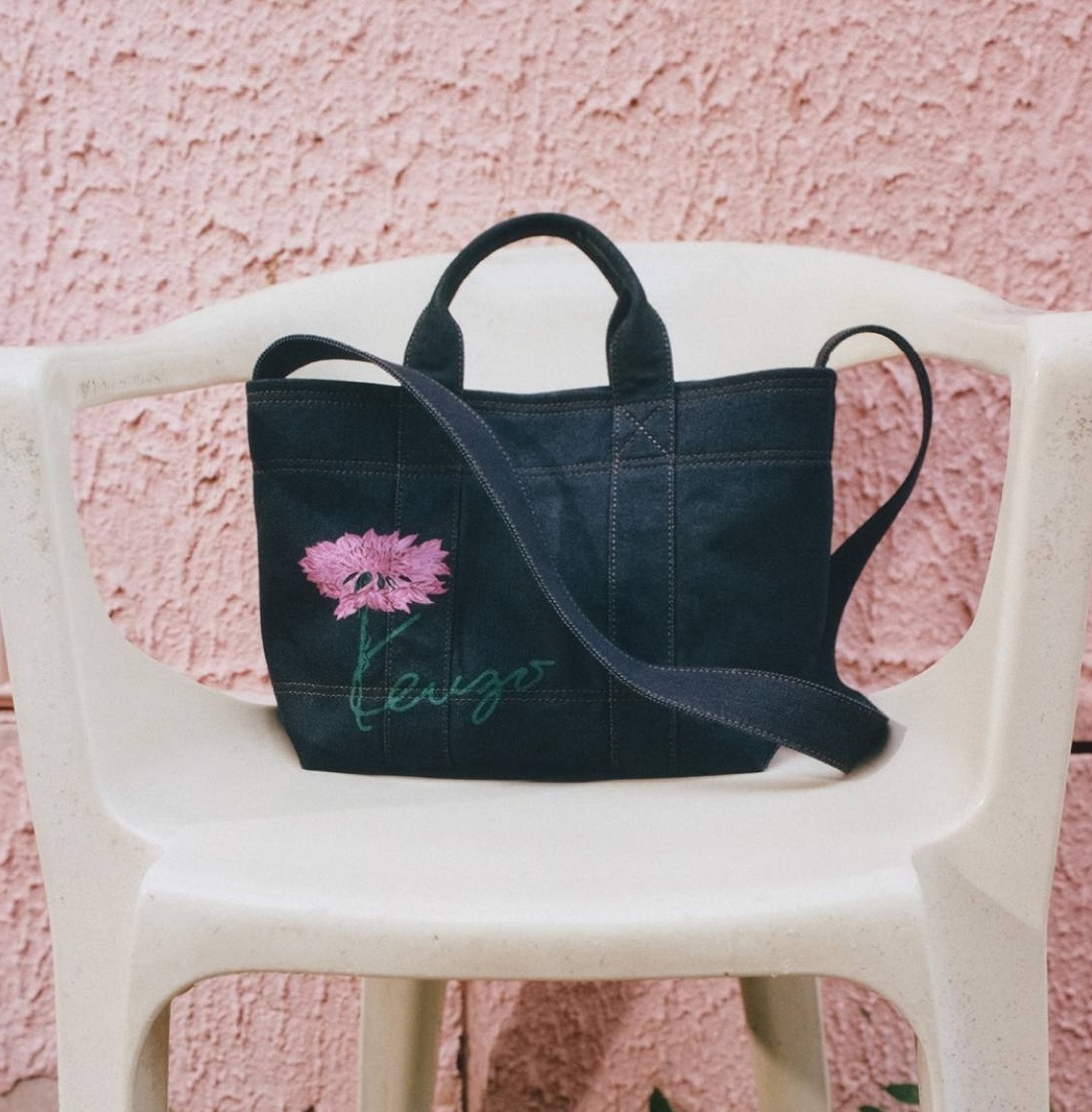 05_BLOC_WOMEN_ACCESSORIES_MOBILE.jpg