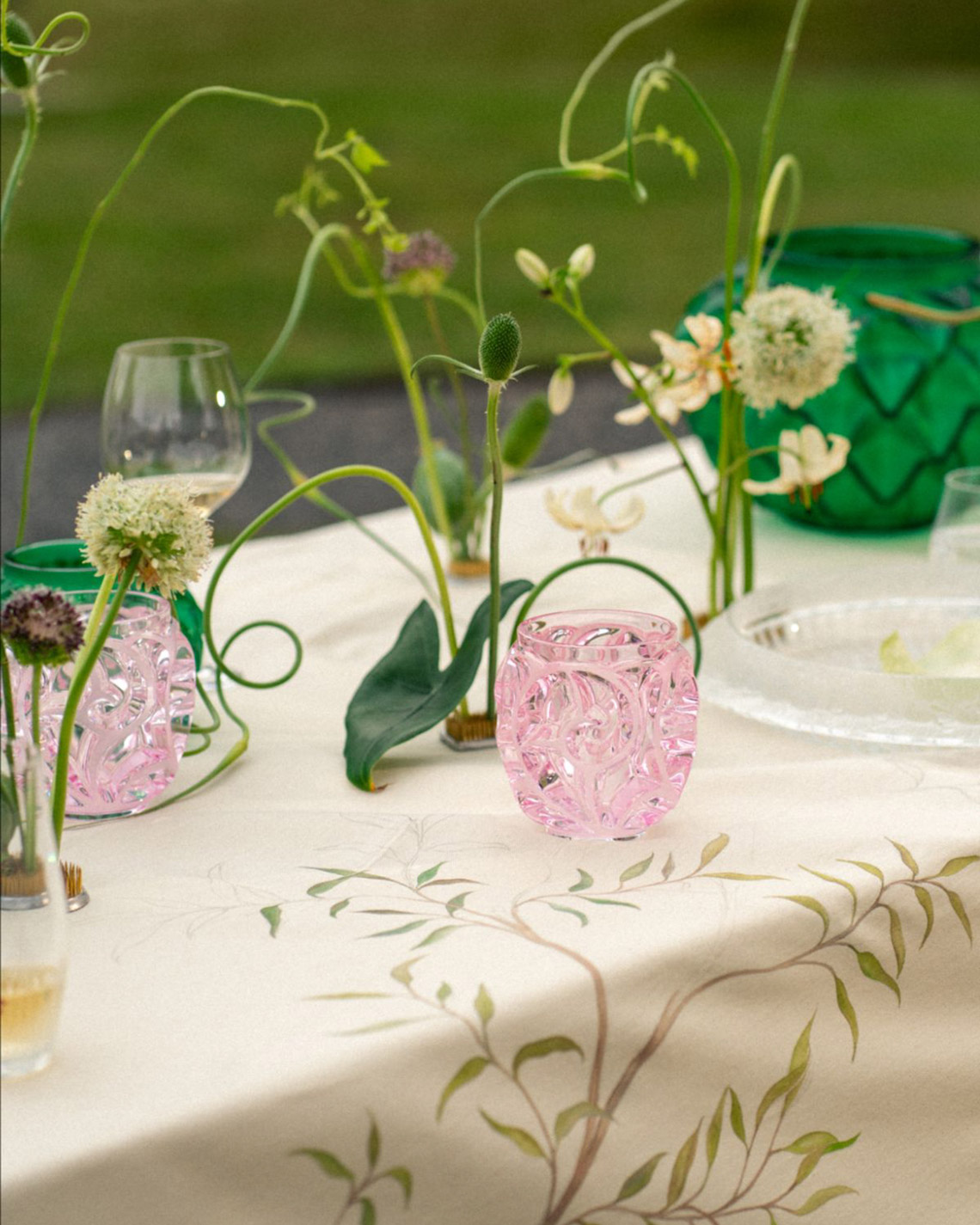 FR_STYLE_EDIT_LALIQUE_4.jpg FR_STYLE_EDIT_LALIQUE_4.jpg